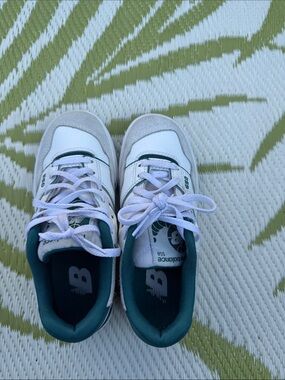 New Balance Kids White and Teal Low-Top Sneakers